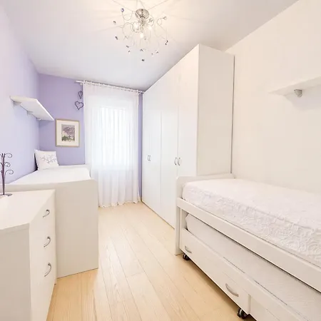 Fronte Mare Marinella 11 Family - Carraro Immobiliare Appartamento